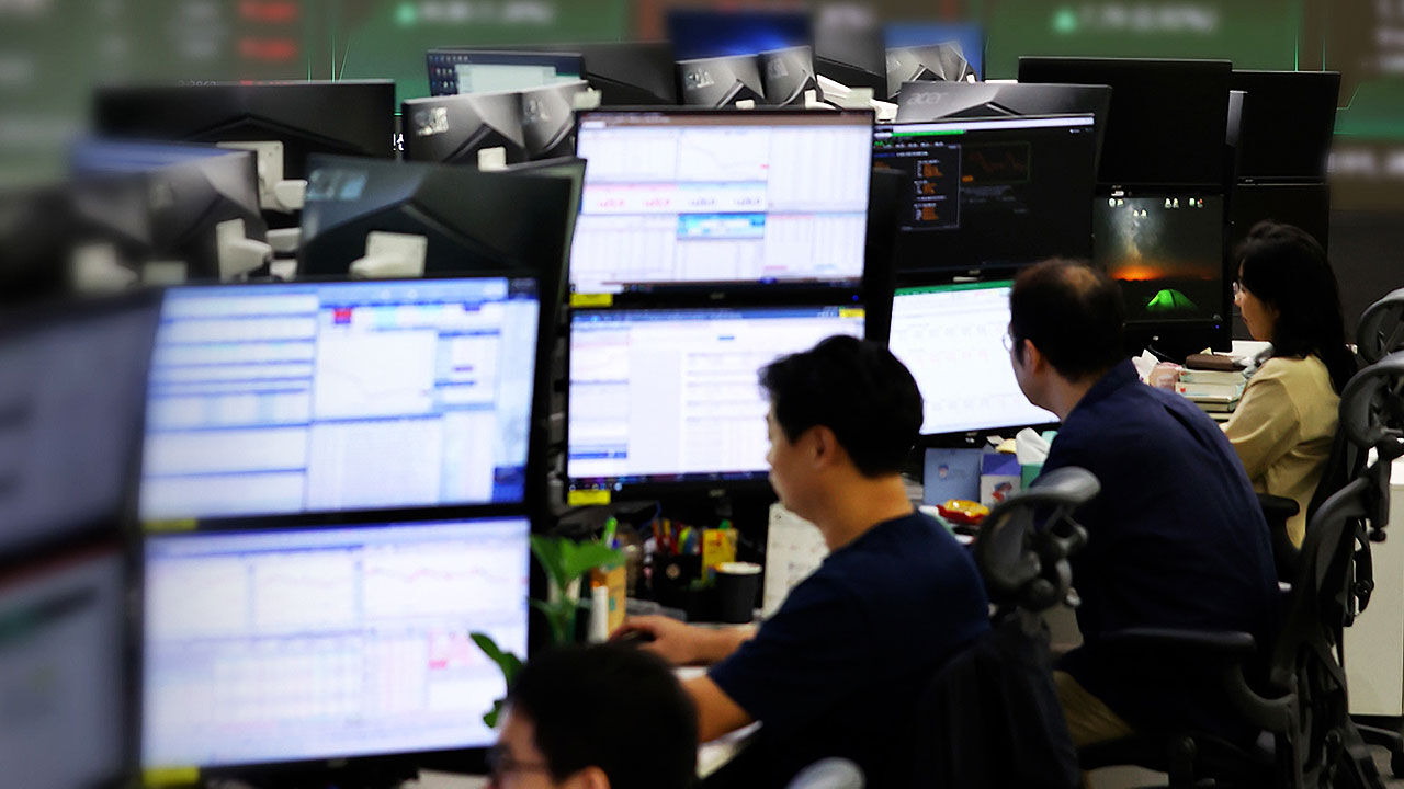 외국인 지난달 주식 4.2조 원 사들여…6개월 연속 순매수