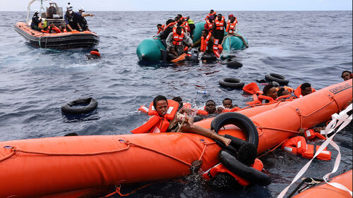 리비아 해상서 난민선 전복…"실종 42명 전원 사망 추정"