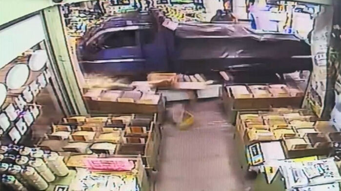 2명 사망, 18명 부상…부천 시장 트럭 돌진 CCTV 보니