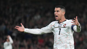 호날두 '1천 골'까지 44골 남았다&hellip;"내 열정 여전히 강해"