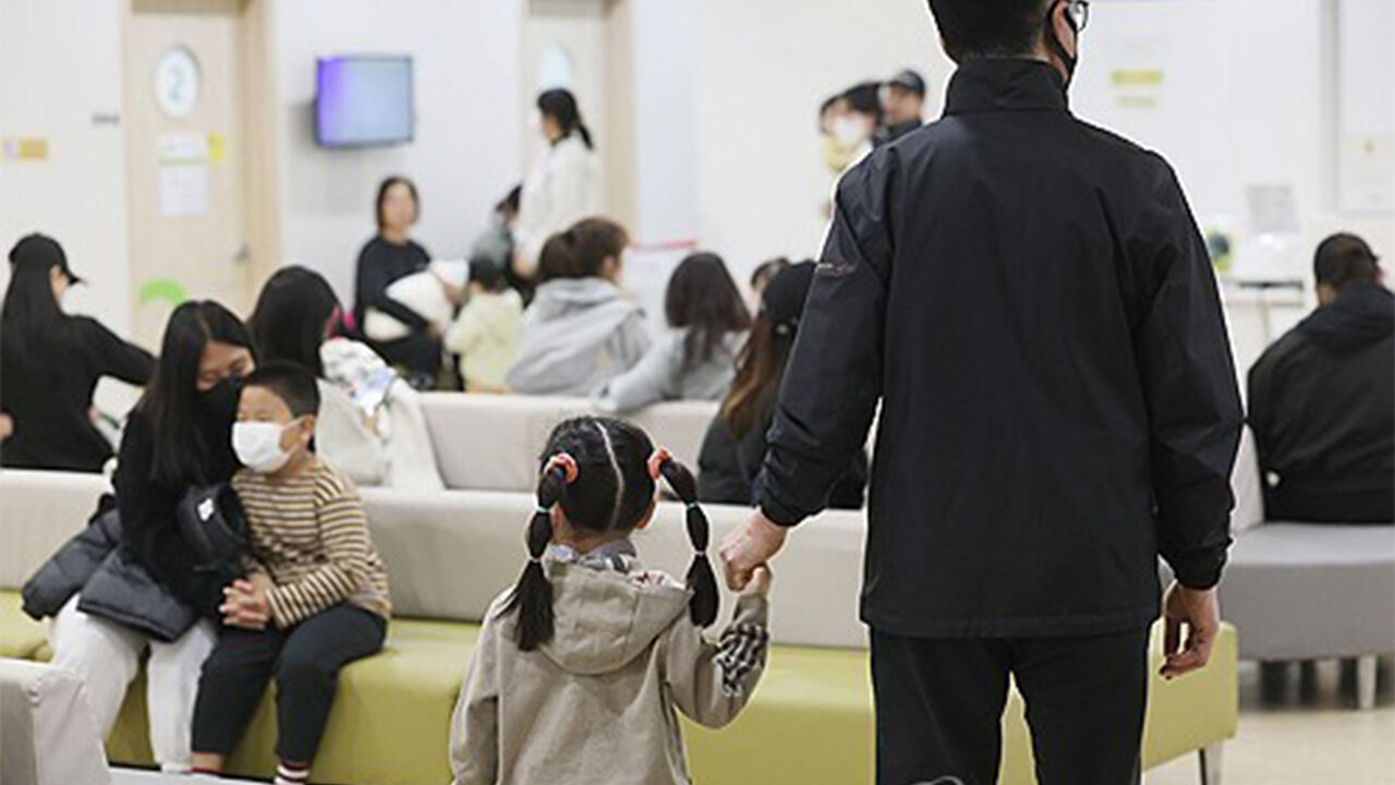 독감 환자 일주일새 2배 이상 늘어…어린이·청소년 중심 확산