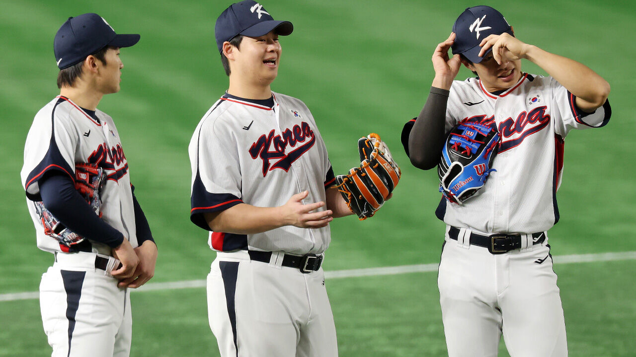 노시환, 야구 한일전 첫 경기 4번 타자 3루수 선발 출격