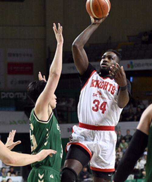 공격하는 SK 자밀 워니