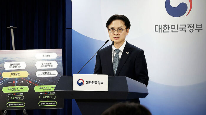 일본보다 나은 성적표…남은 변수는?