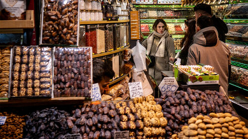 튀르키예 길거리 음식 먹은 관광객 3명 사망…상인 등 7명 체포