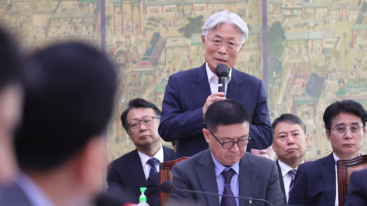 국감 증인 채택 상사와 미승인 해외출장…법원 "정직 징계 정당"