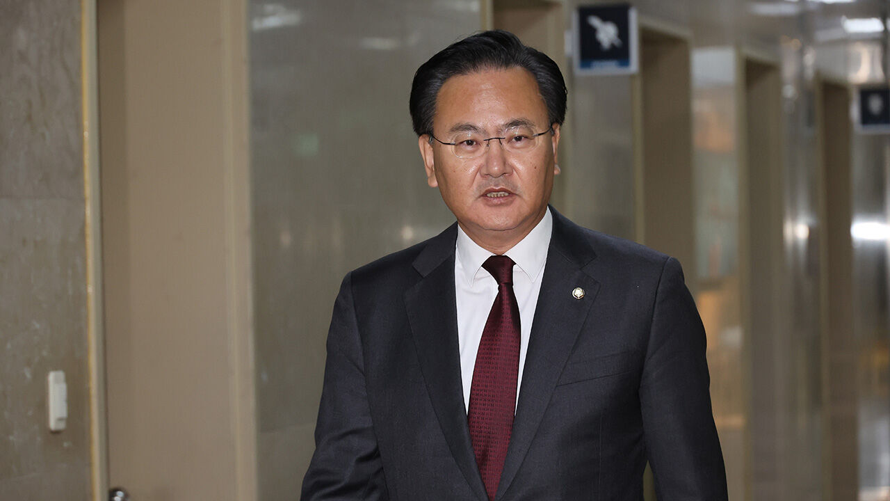 국힘 유상범, '공직자 휴대전화 제출 강요 금지 법안' 발의