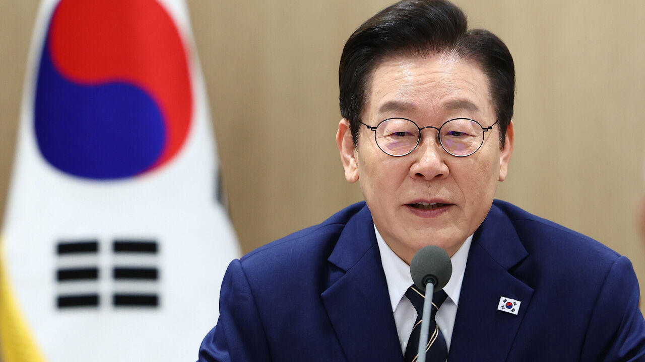 이 대통령 "친기업·반기업 무의미…기업활동 장애 최소화 총력"