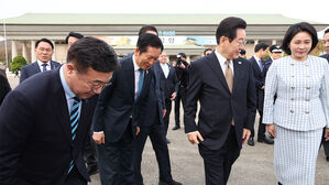 이 대통령 출국에 민주당 대형 이슈 일단 물밑으로&hellip;'로키 모드'