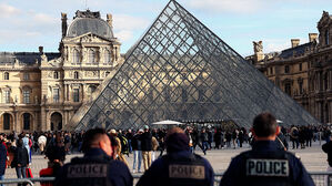 루브르 박물관, 이번엔 건물 안전 문제로 전시실 일부 폐쇄