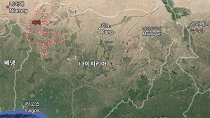 나이지리아서 여중생 25명 무장괴한에 피랍