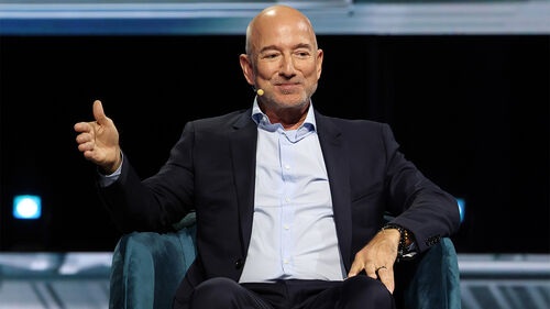 NYT "아마존 창업자 베이조스, AI 스타트업 CEO로 경영 일선 복귀"