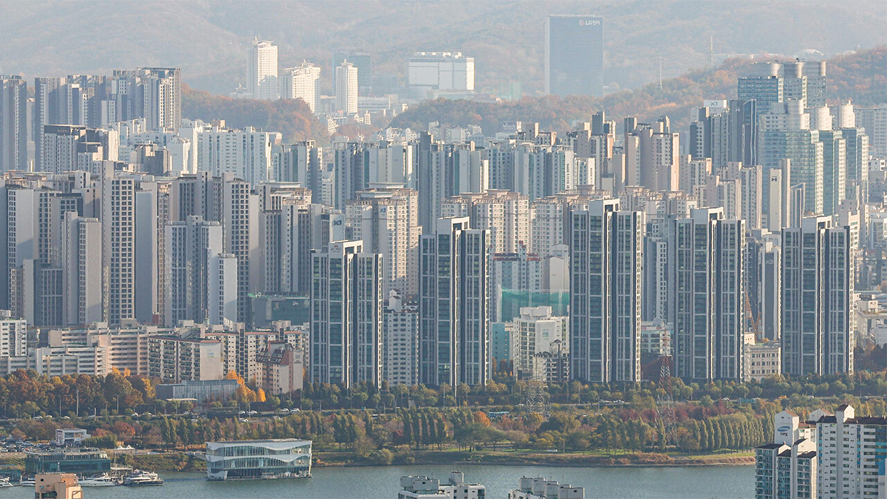 고위 공직자 절반 '다주택자'…가장 많이 보유한 공직자는 총 '42채'