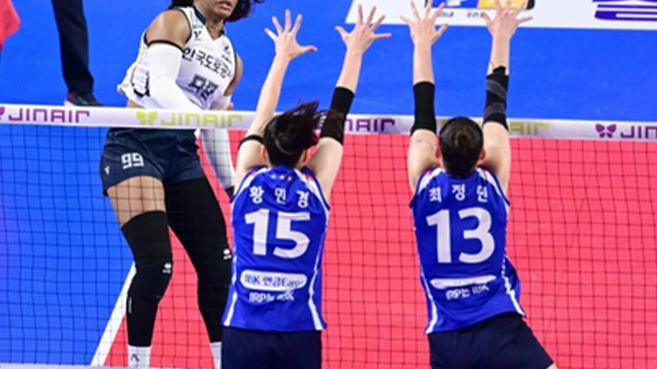 프로배구 여자부 선두 도로공사, 기업은행 꺾고 8연승