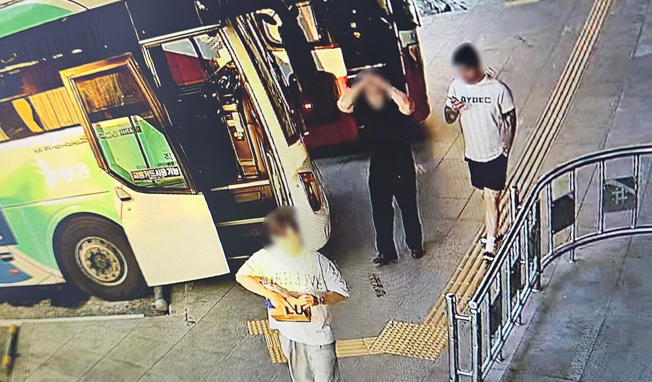 캄보디아 피싱 조직에 대포통장 갖다 바친 조폭 등 무더기 검거