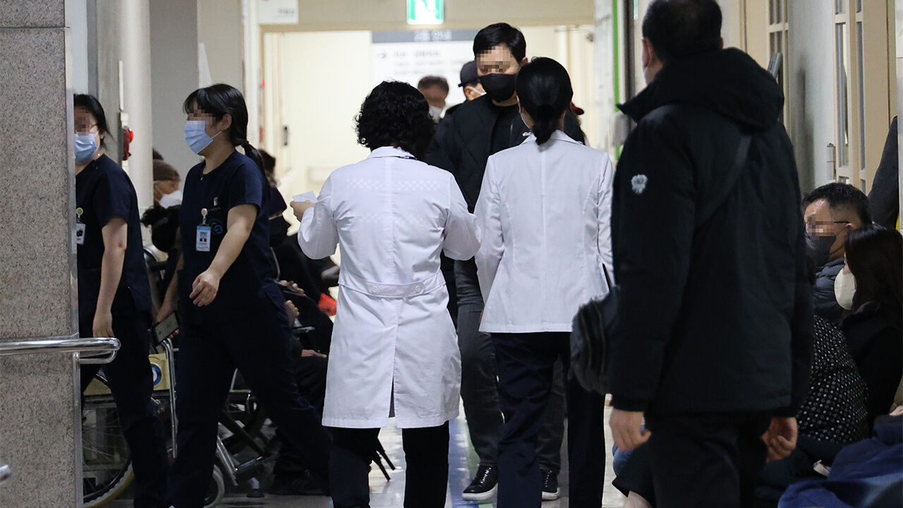 '10년 의무 복무' 지역의사제…지역·필수의료 공백 메울까