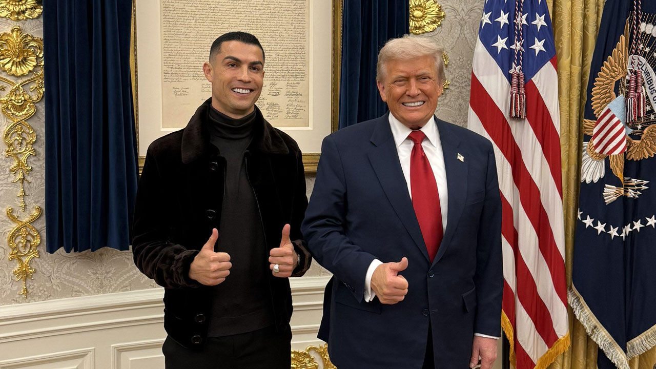 호날두 만난 트럼프 "훌륭한 친구"…함께 축구하는 AI 영상 올려