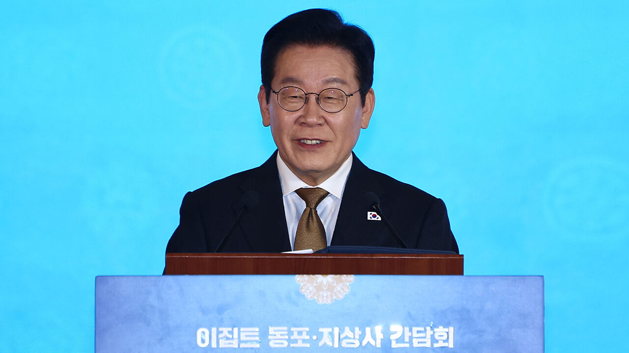 이 대통령, 이집트 동포 만나 "계엄사태 극복, 이집트 대통령 놀라"