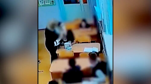 학생 입 테이프로 감고 머리 '쾅'…교사 "장난"