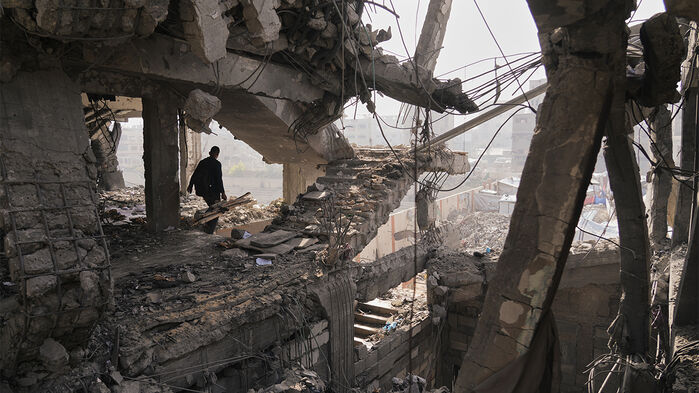 이스라엘과의 전쟁으로 폐허로 변한 가자지구의 모습 (사진=AP, 연합뉴스)