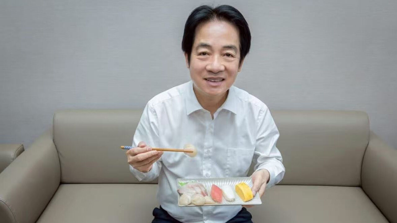 "중국이 안 가면 우리가 여행 가자" 일 총리 응원 나섰다