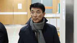 검찰, 김용현 변호인 3명 징계 개시 신청&hellip;"품위 손상 행위"