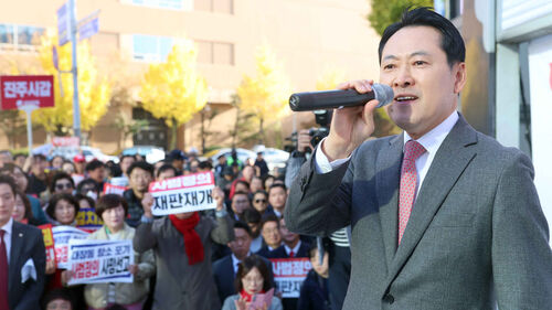 장동혁 "항소 포기는 대한민국 포기…국민이 레드카드 들어야"