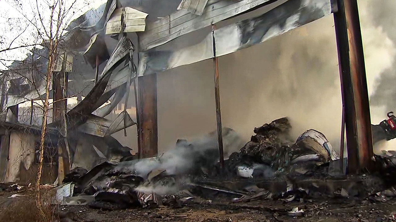 안성 골판지 제조 공장서 화재