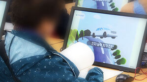 "안 들리시나" 어르신 불안…돌발 순간 "갑자기 손발이"