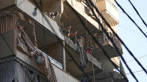 이스라엘, 베이루트 공습…"헤즈볼라 참모총장 노려"