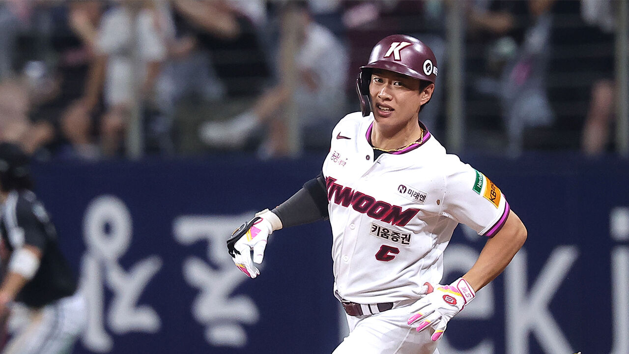 프로야구 은퇴선수협회 2025 최고의 선수에 키움 송성문 선정