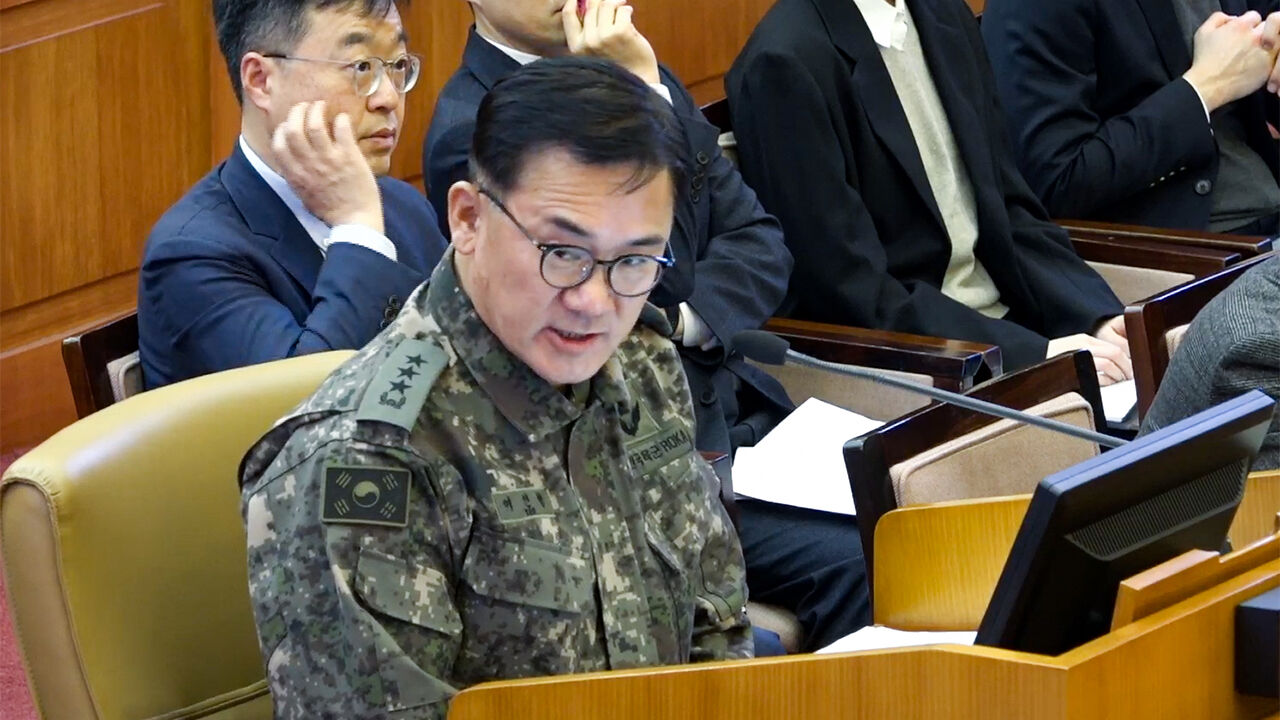 여인형 "윤, 지난해 안가서 계엄 언급…무릎 꿇고 군 실태 설명"