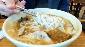 칼국수 '1만 2천원'…고환율에 외식 물가 '들썩'