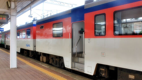 세종 전의역서 낙뢰로 신호 장애…경부선 일반 열차 6대 지연