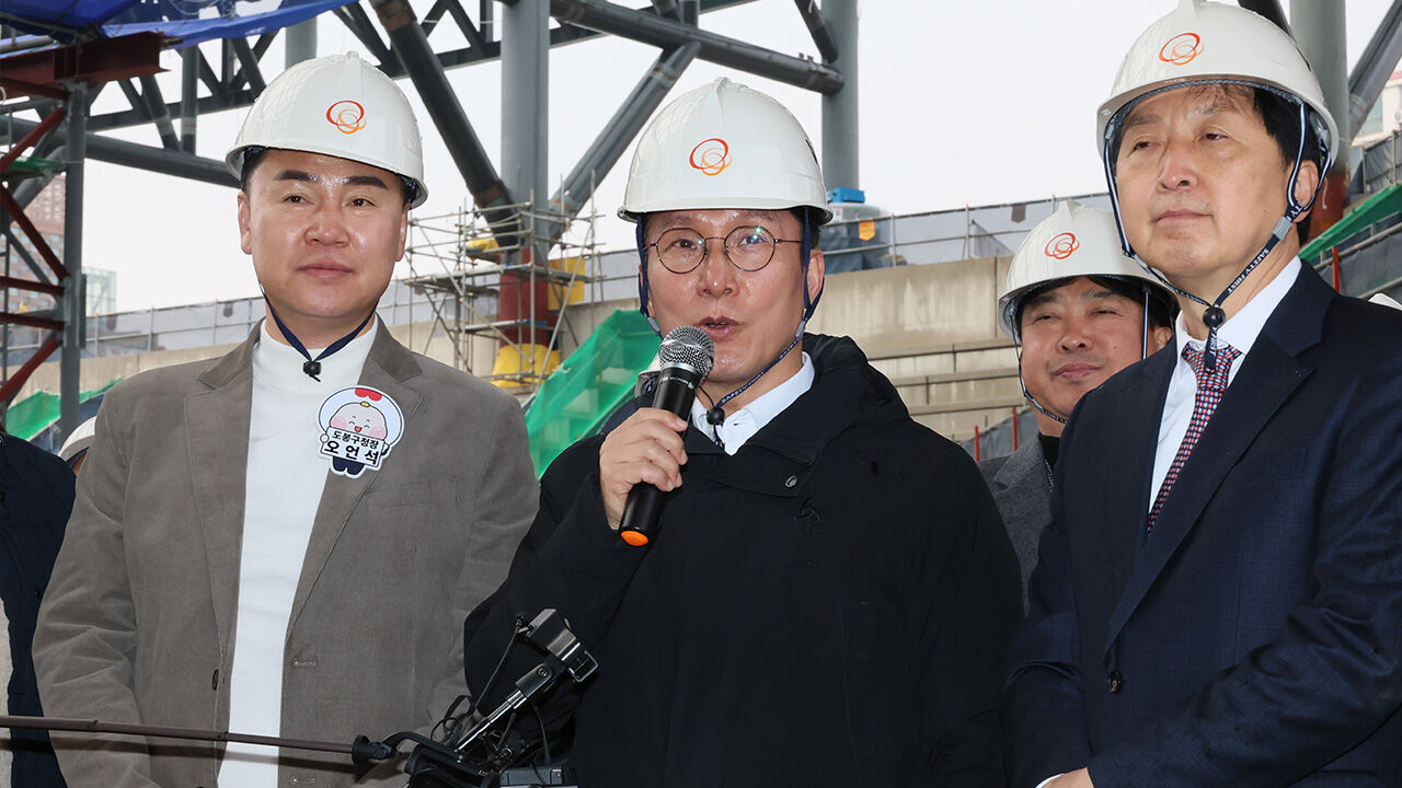 서울아레나 건설 현장 찾은 김 총리 "한류 거점, 정부도 함께 추진"