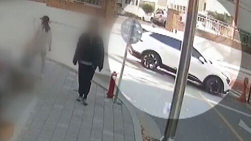 유턴 차량에 모녀 참극…초등생 사망·엄마 중상