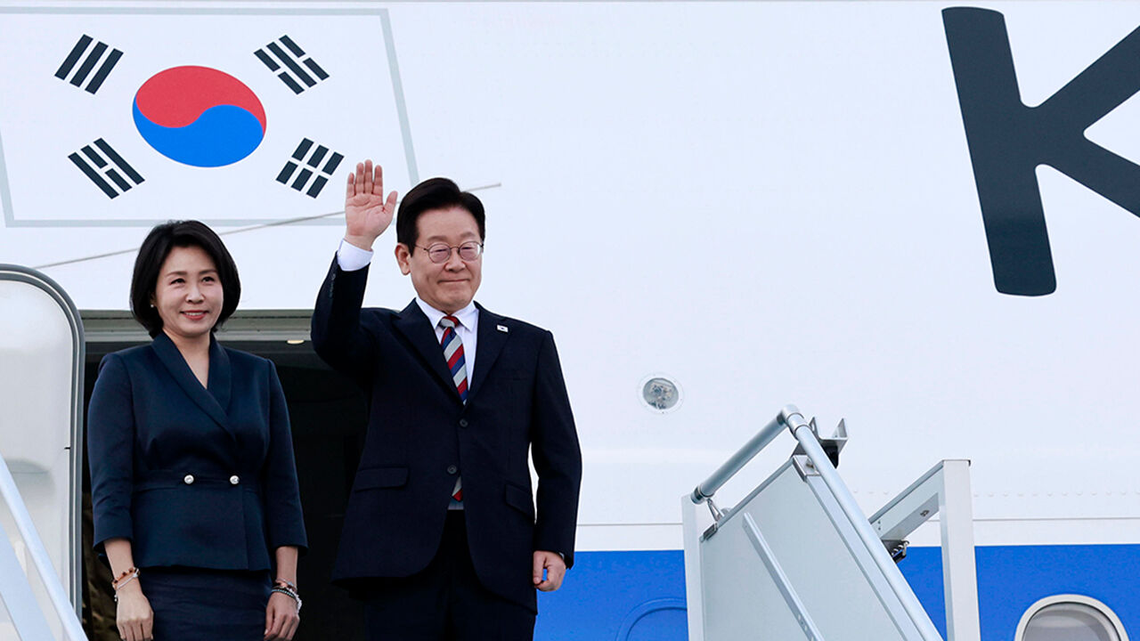 이 대통령, 남아공 G20 순방 마치고 귀국