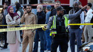 미국 백악관 코앞에서 주방위군 병사 2명 총격받아 부상