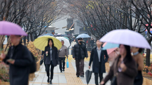 전국 비바람, 밤에 대부분 그쳐…강원산지에는 최대 10cm 적설