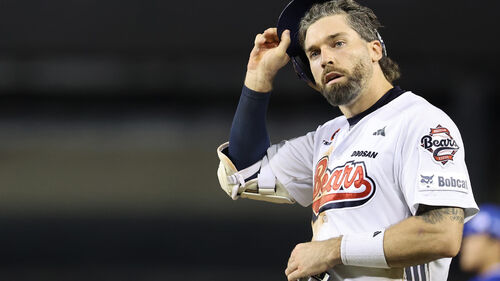 케이브, 두산과 재계약 실패…보류권 규정에는 서운함 표해