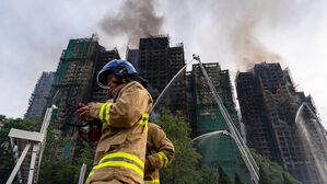 화재참사 난 홍콩 초고층 아파트는 42년 된 노후 공공단지