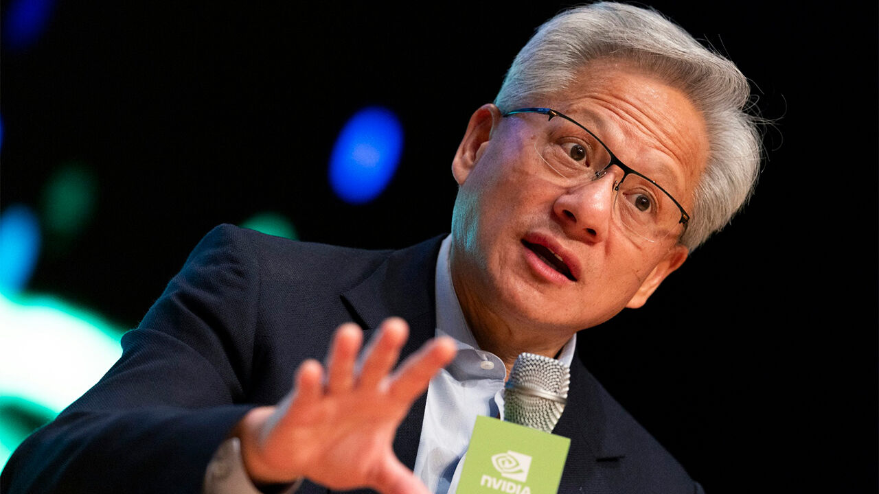 엔비디아 반격 나섰다…AI 거품론 조목조목 반박