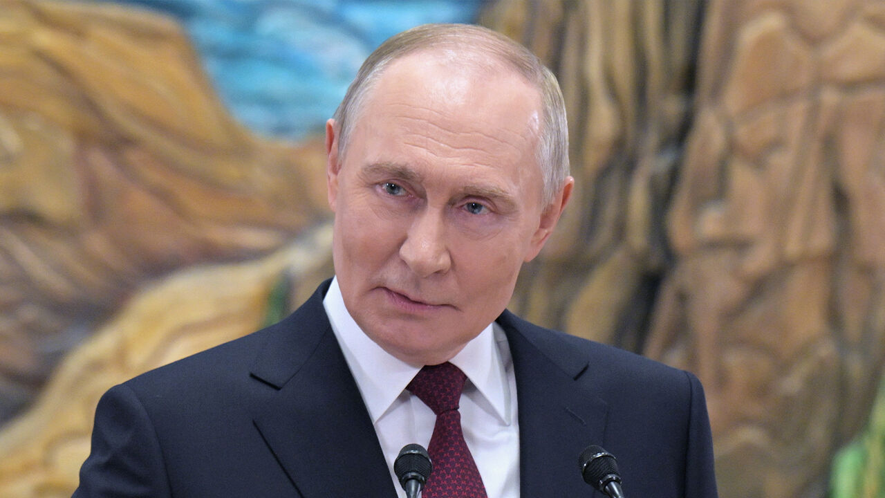 푸틴 "미 평화계획 진지하게 논의…우크라 철군해야 종결"