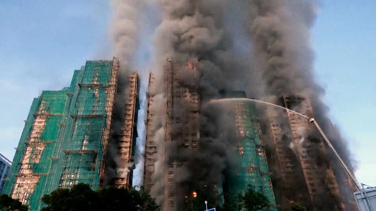 홍콩 아파트 화재참사 사망자 83명으로 늘어…76명 부상