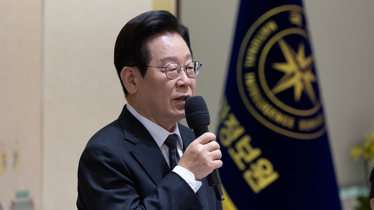 이 대통령 첫 부처 방문은 국정원…"정보 활동, 국가 운명에 영향"