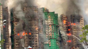 [빅토픽] 불 43시간 만에 간신히 껐다&hellip;홍콩 참사에 잇따른 추모