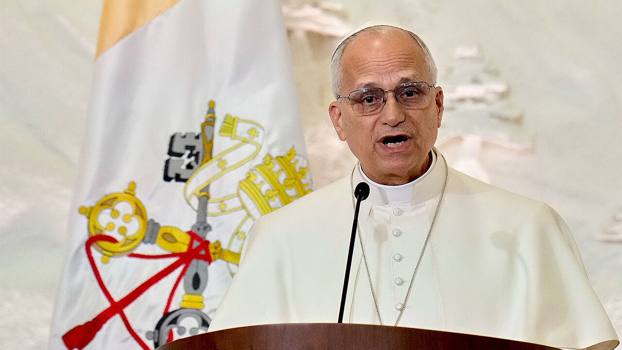 교황 "두 국가 해법, 유일한 방안…중재역 하겠다"