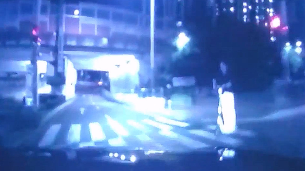 술 먹고 킥보드 타다 '쾅'…주변에 남긴 흔적에 덜미