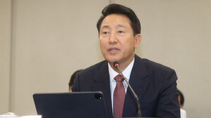 '명태균 의혹' 오세훈 재판에…3천300만 원 여론조사비 대납 혐의