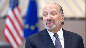 미국 상무장관 "한국 자동차 관세 15%…11월 1일 자 소급 인하"